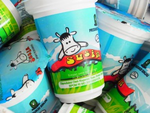 酪農協同組合が加工・販売するsusinブランド牛乳。この他、アイスクリームやヨーグルトなどの乳製品も販売。