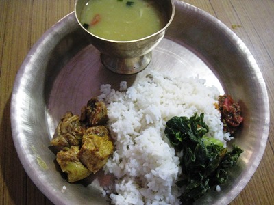 ネパールの国民食「ダルバート」