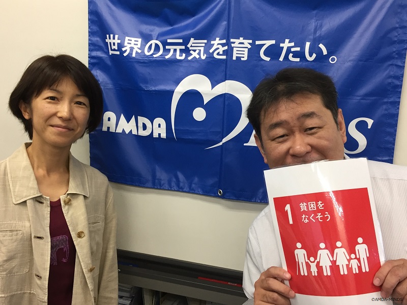 スピーカーの林(左)と山上(右)